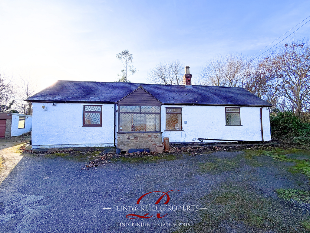 Property photo 2 of 25 Front (Exterior)