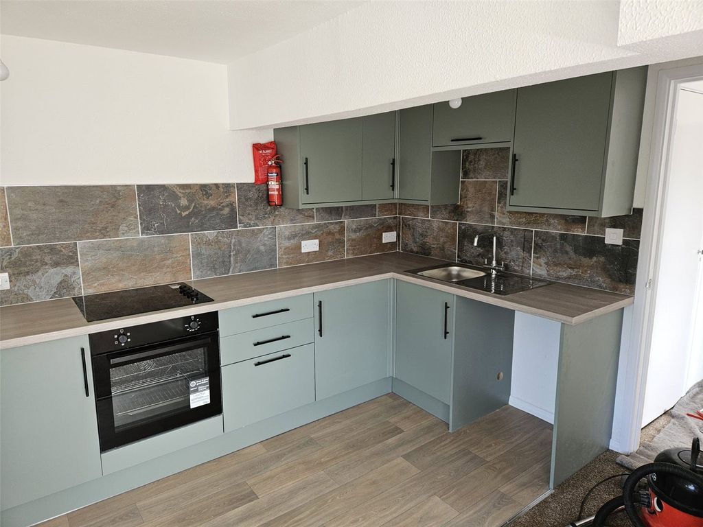 Property photo 2 of 10 Picture No. 07