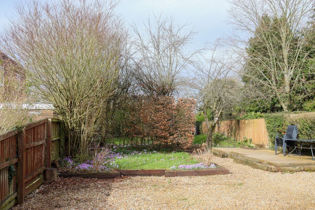 Property photo 3 of 21