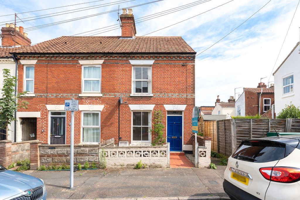Property photo 1 of 14