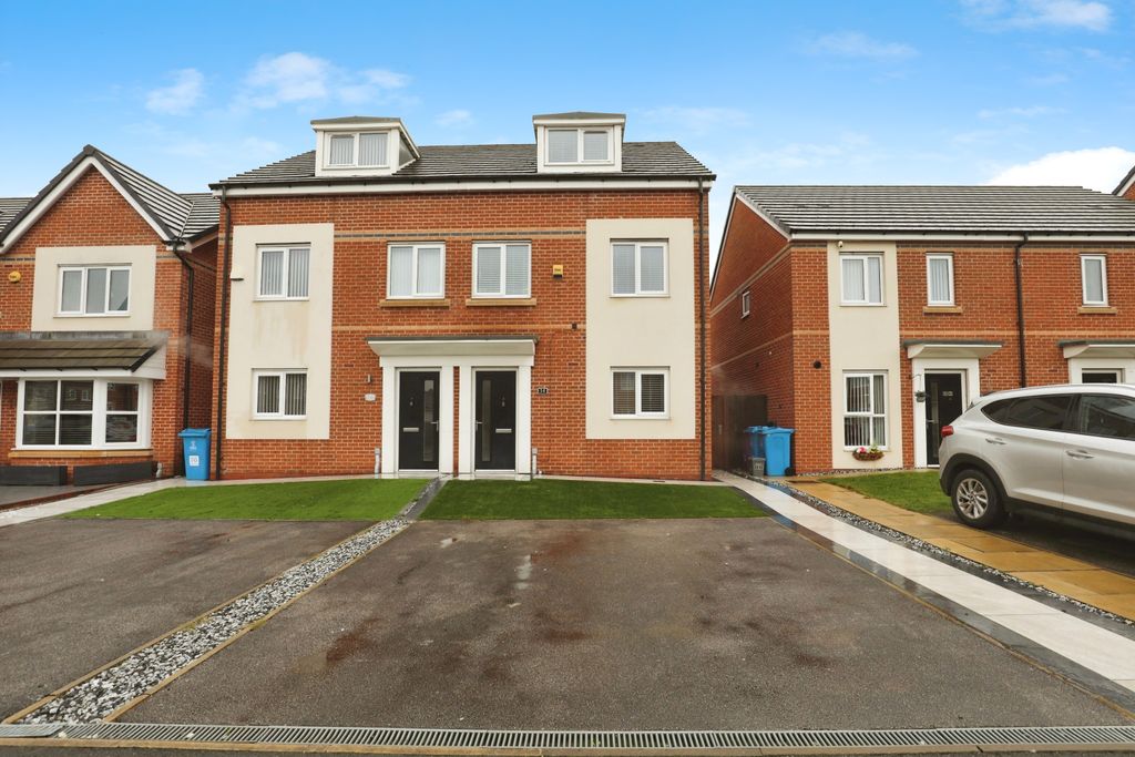 Property photo 1 of 15 Front