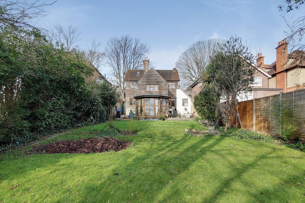 Property photo 1 of 17