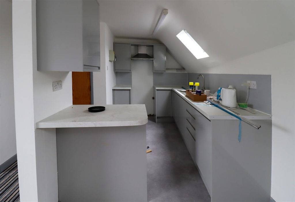 Property photo 2 of 7 Img_6384.Jpg