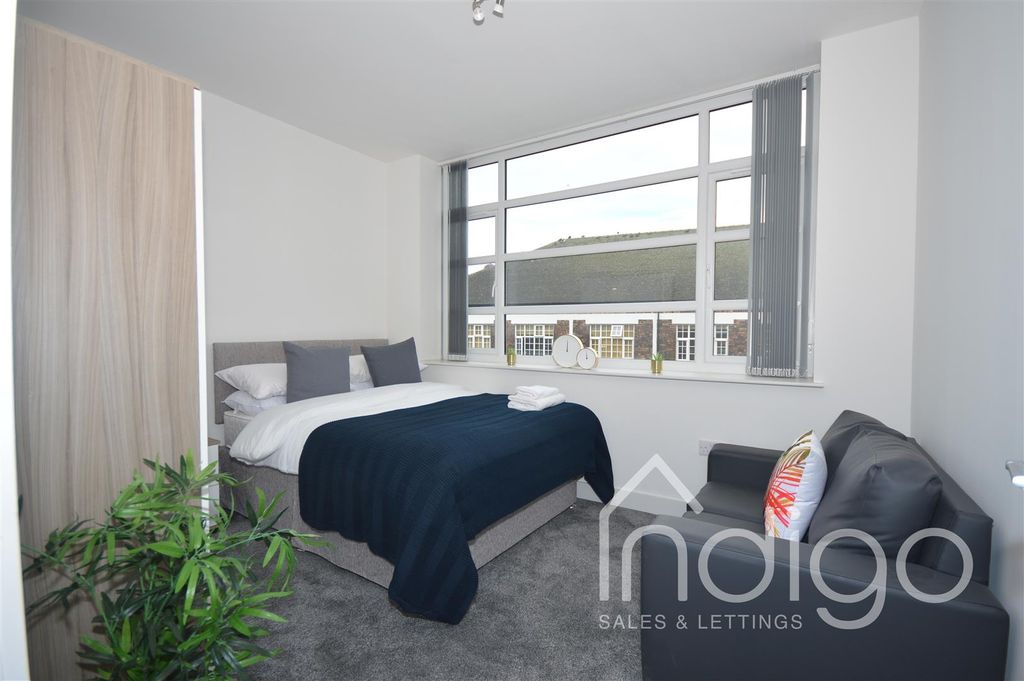 Property photo 2 of 5 Apartment 21 (8).Jpg