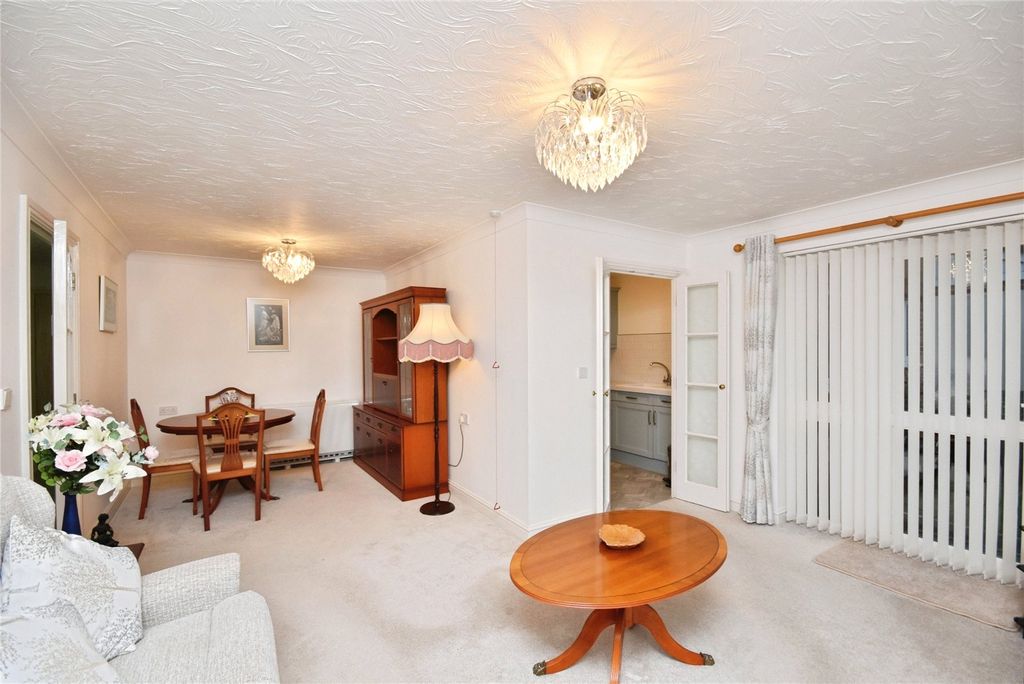 Property photo 2 of 15 Living Room