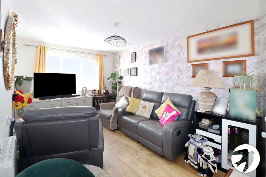 Property photo 2 of 11 Picture No. 14