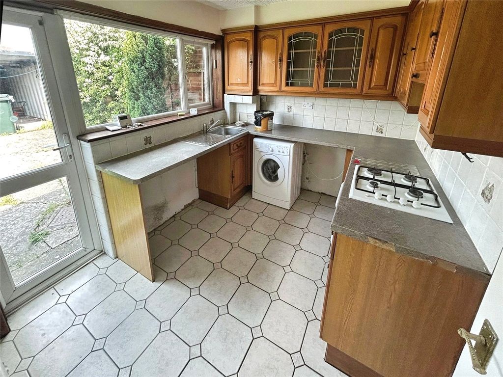 Property photo 3 of 7 Picture No. 10
