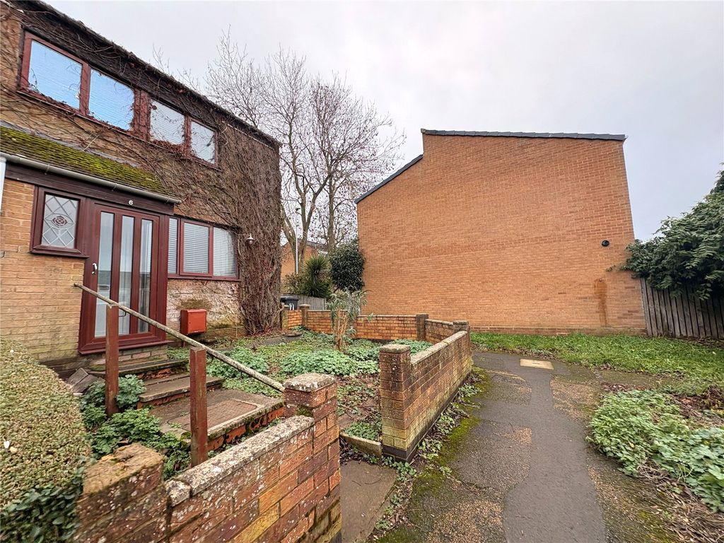 Property photo 1 of 19 Picture No. 09