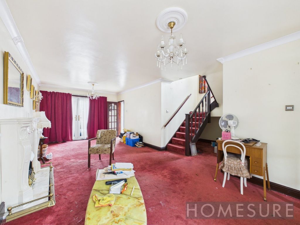 Property photo 2 of 26 Picture No. 25