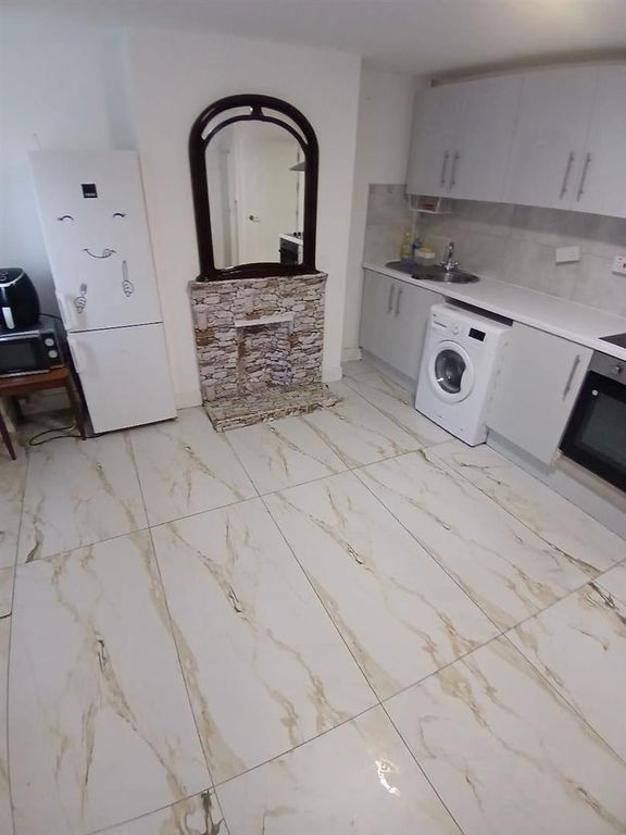 Property photo 1 of 7 F3c90Ceb-0744-4c12-Ac2E-379E93Eb2E42.Jpeg