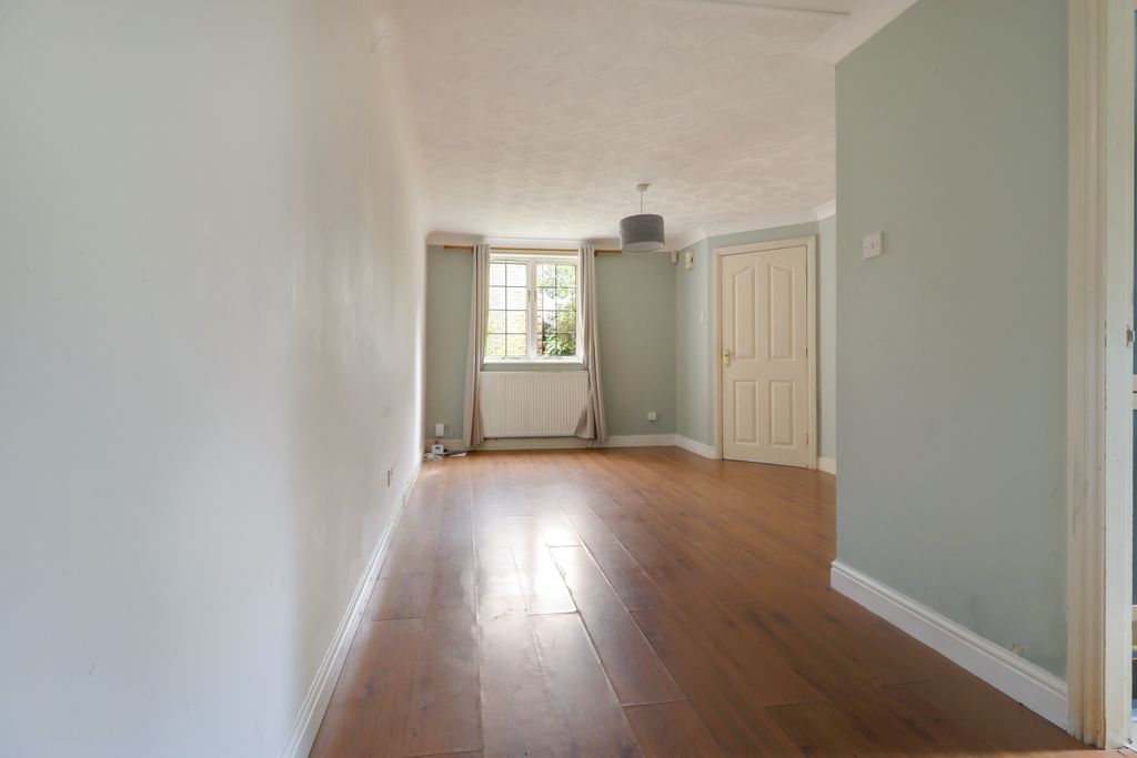 Property photo 2 of 11 Img_9513-Img_9515