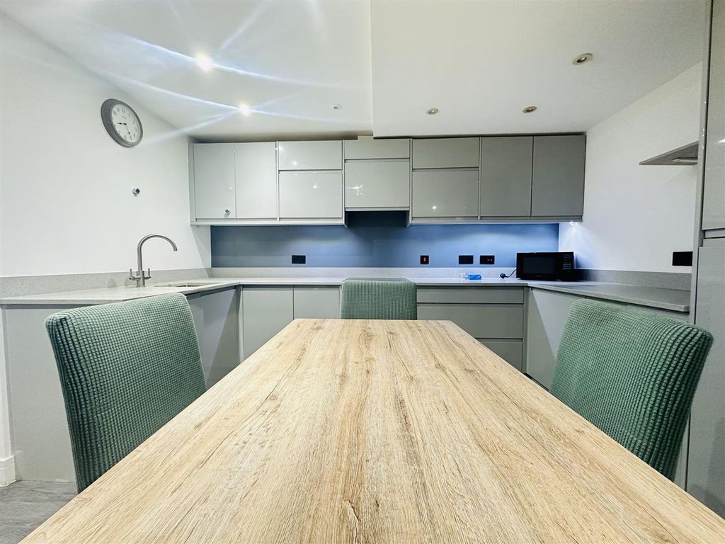 Property photo 1 of 18 Img_0671.Jpg