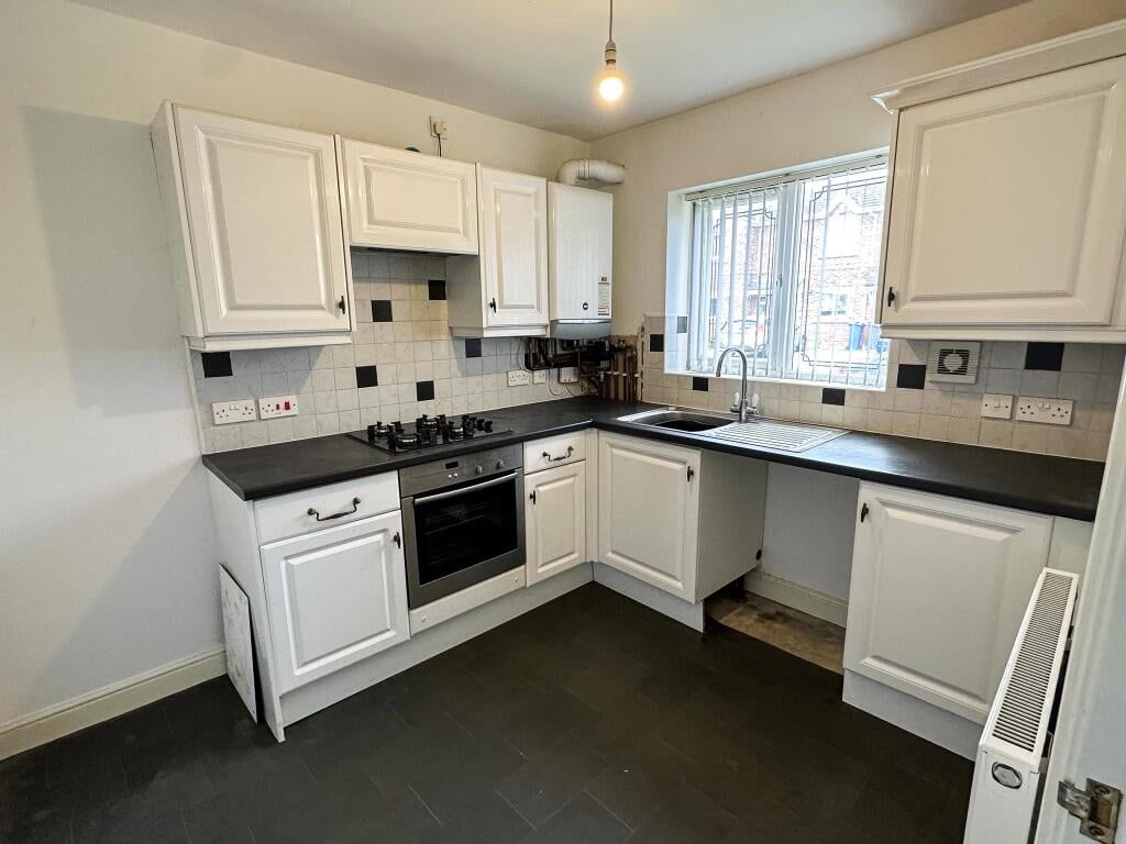 Property photo 2 of 12