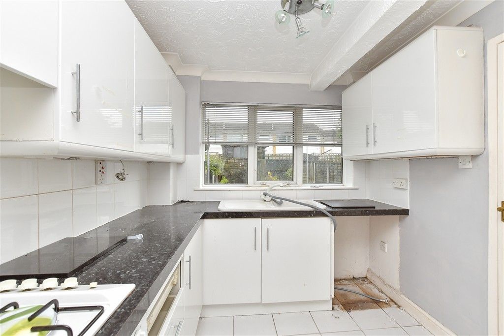 Property photo 2 of 13 Kitchen