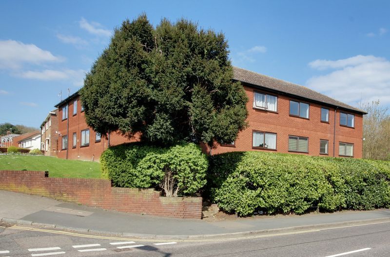 Property photo 1 of 11 Photo 10