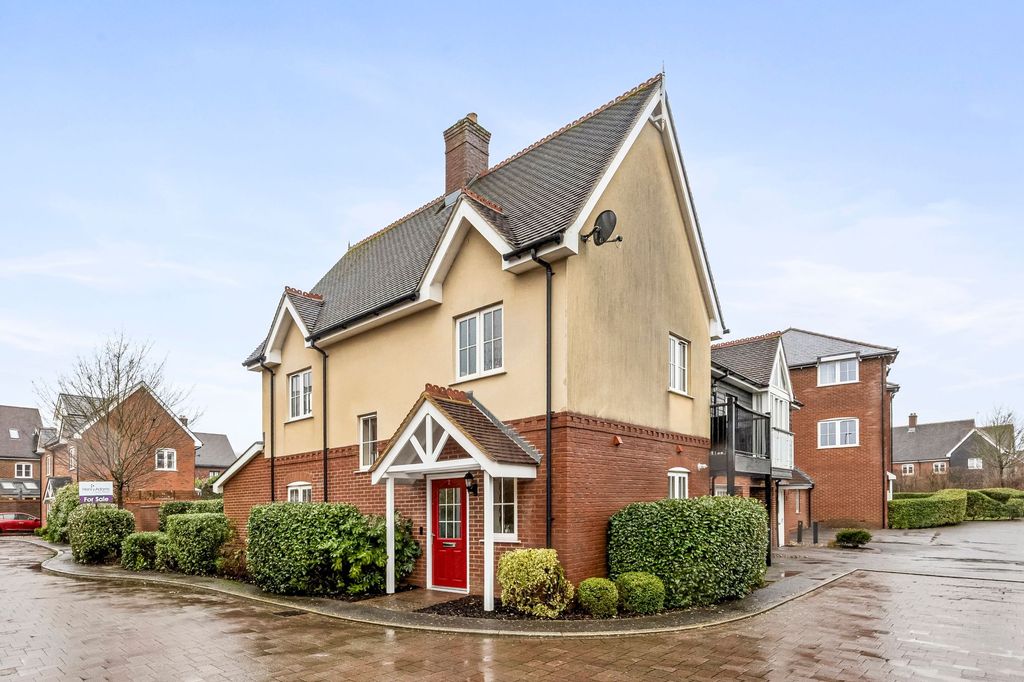 Property photo 2 of 21