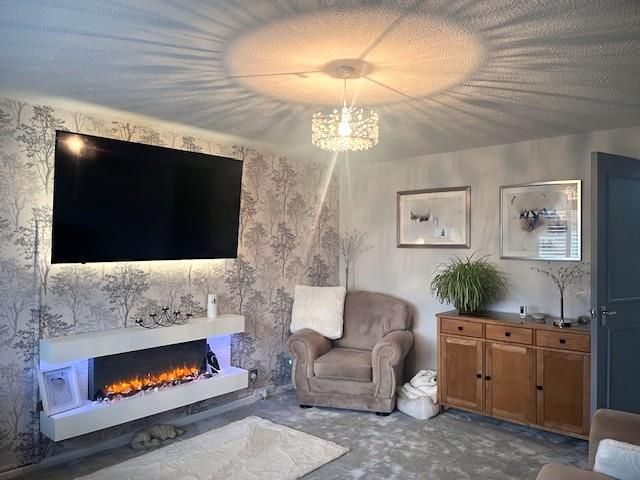 Property photo 2 of 14 9.Jpg