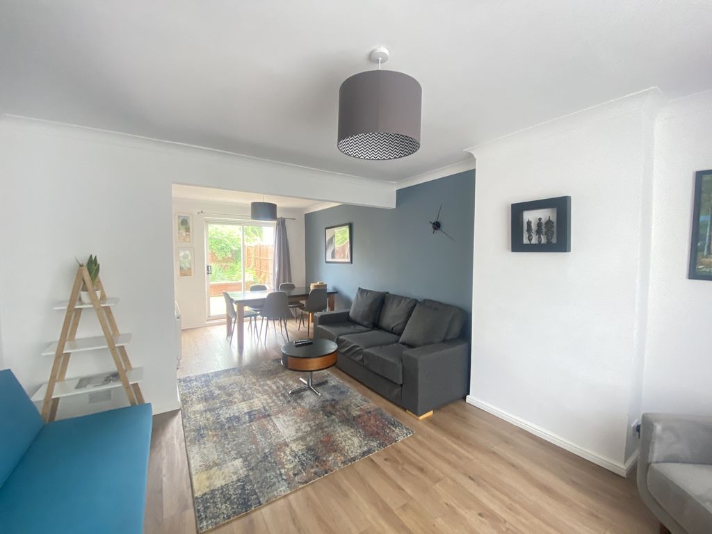 Property photo 3 of 12 Gallery