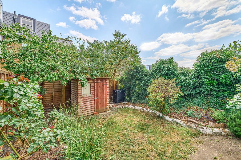 Property photo 3 of 10 Picture No. 17