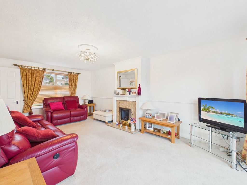Property photo 2 of 19