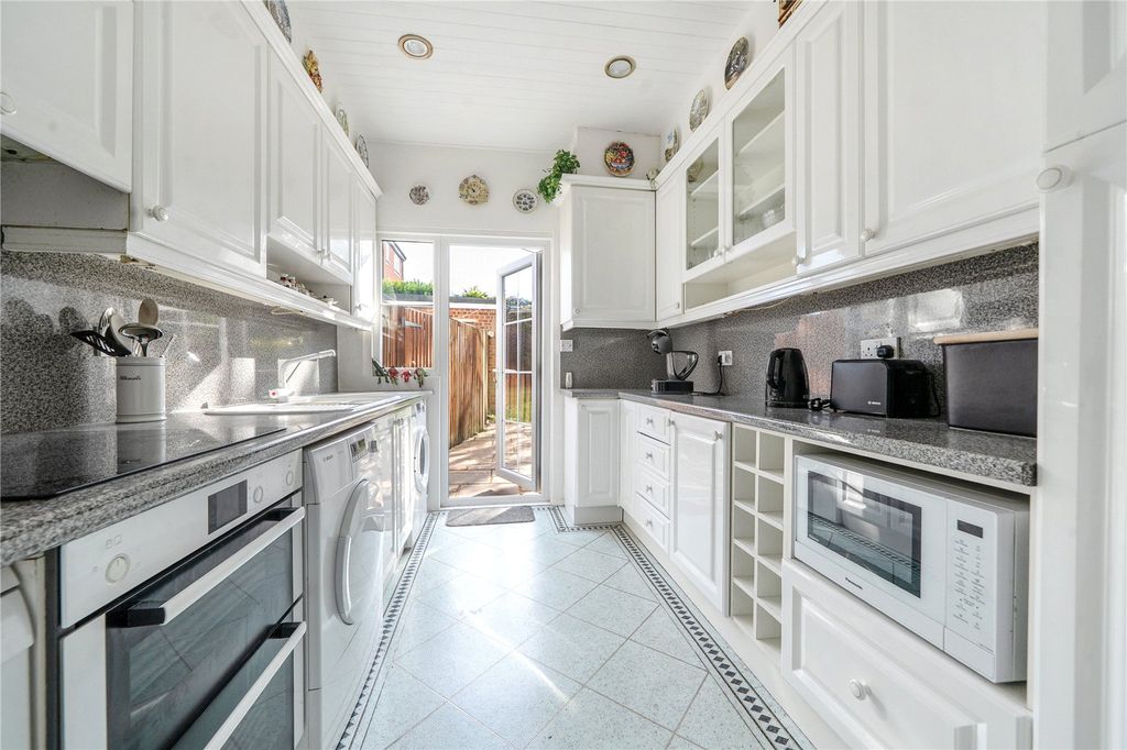 Property photo 3 of 25 Picture No. 03