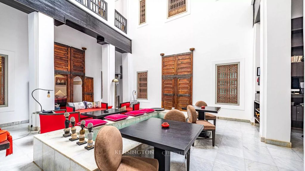 Property photo 2 of 29