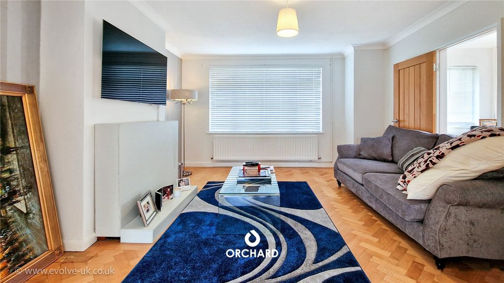 Property photo 3 of 19 Picture No. 10