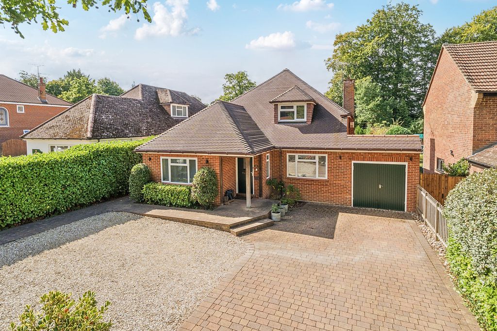 Property photo 1 of 18