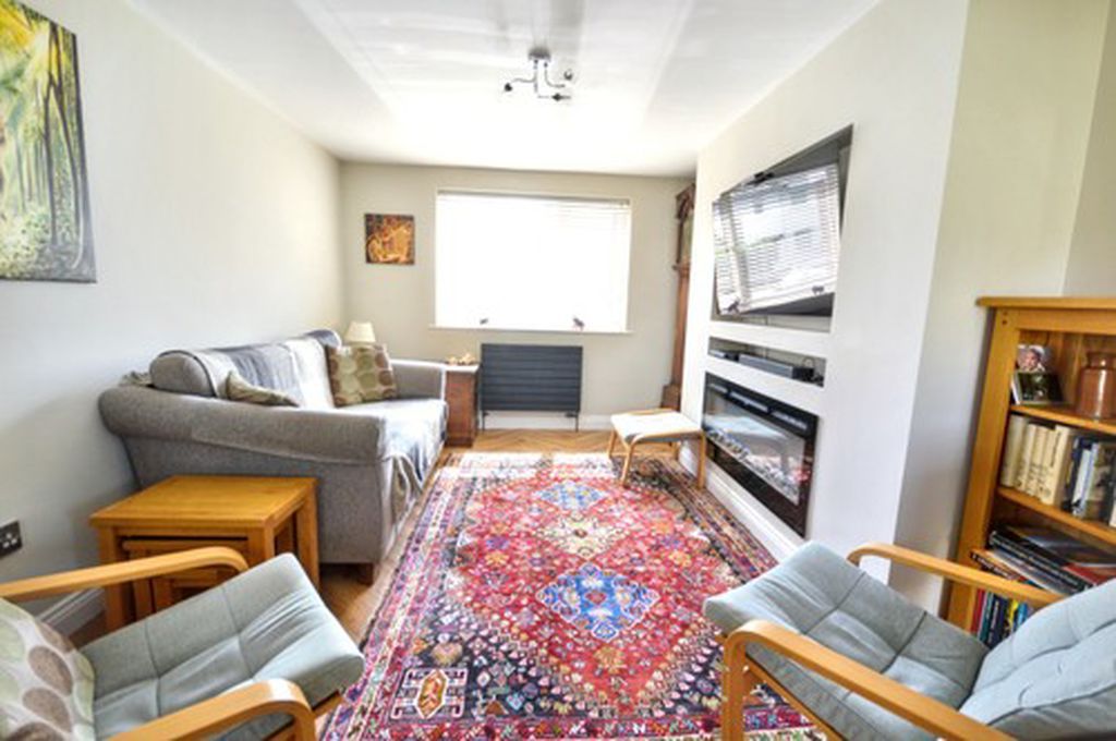 Property photo 3 of 13 Living Room