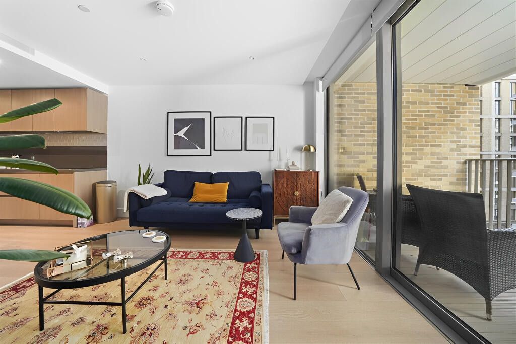 Property photo 2 of 12