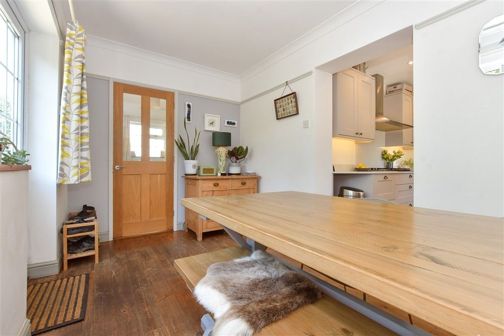 Property photo 3 of 16 Dining Area