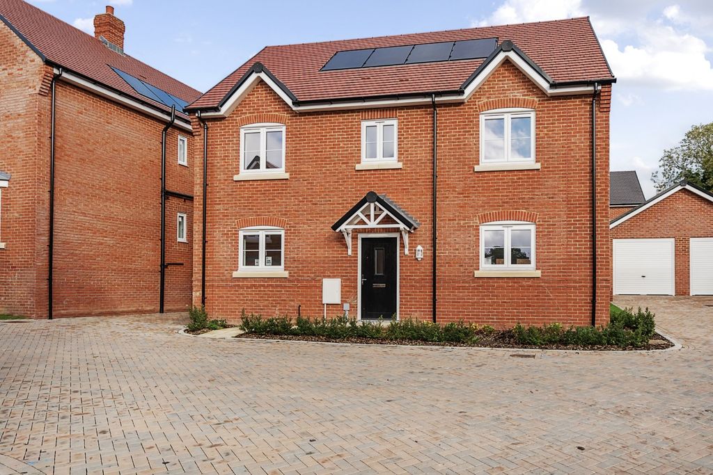 Property photo 1 of 19 Picture No. 15