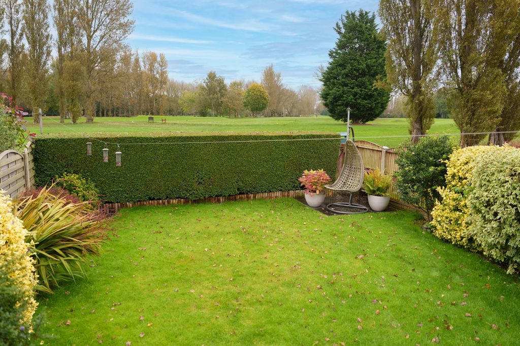 Property photo 1 of 46