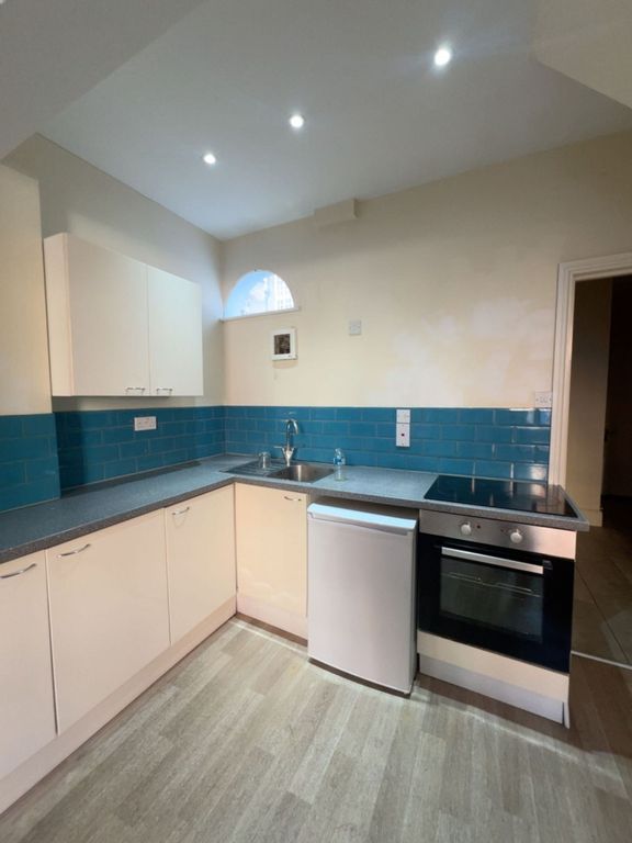 Property photo 3 of 30