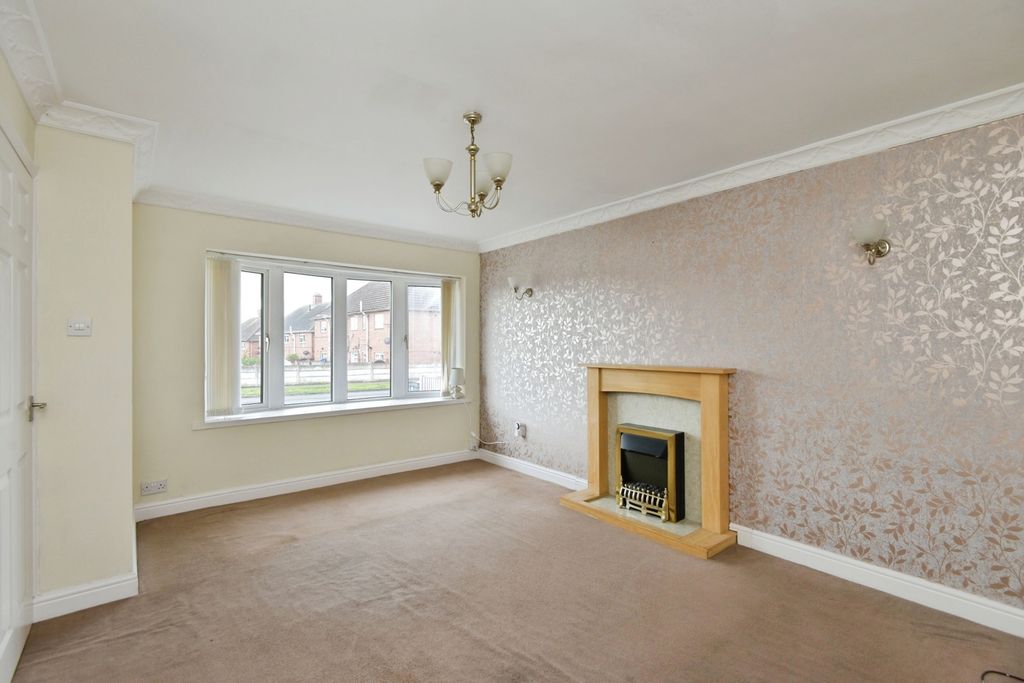Property photo 2 of 19 Pbox-Img.Jpg