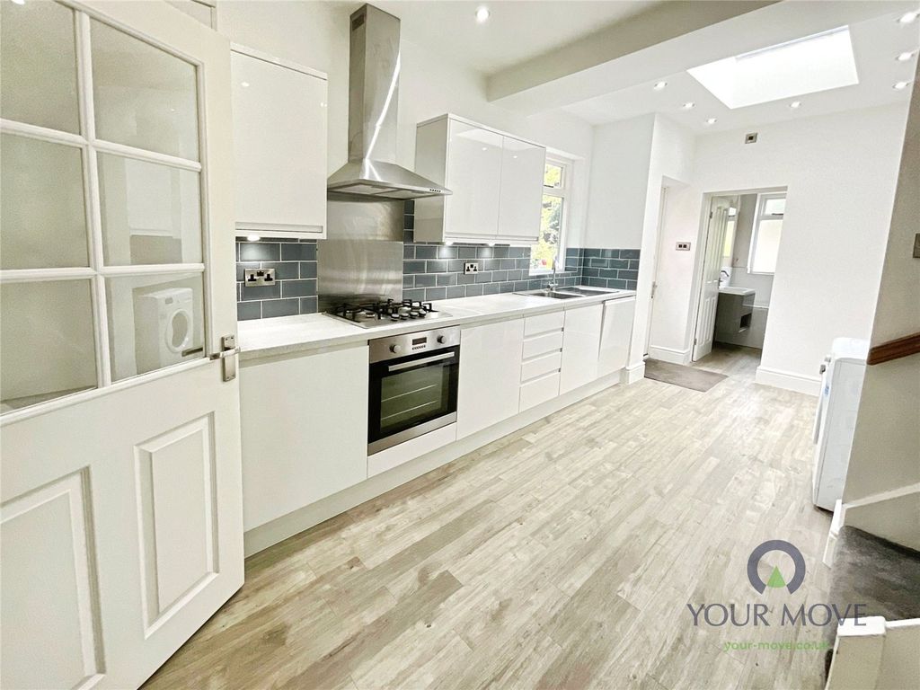 Property photo 2 of 8 Picture No. 06