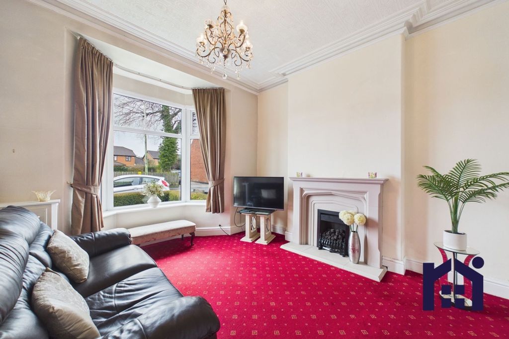 Property photo 3 of 19