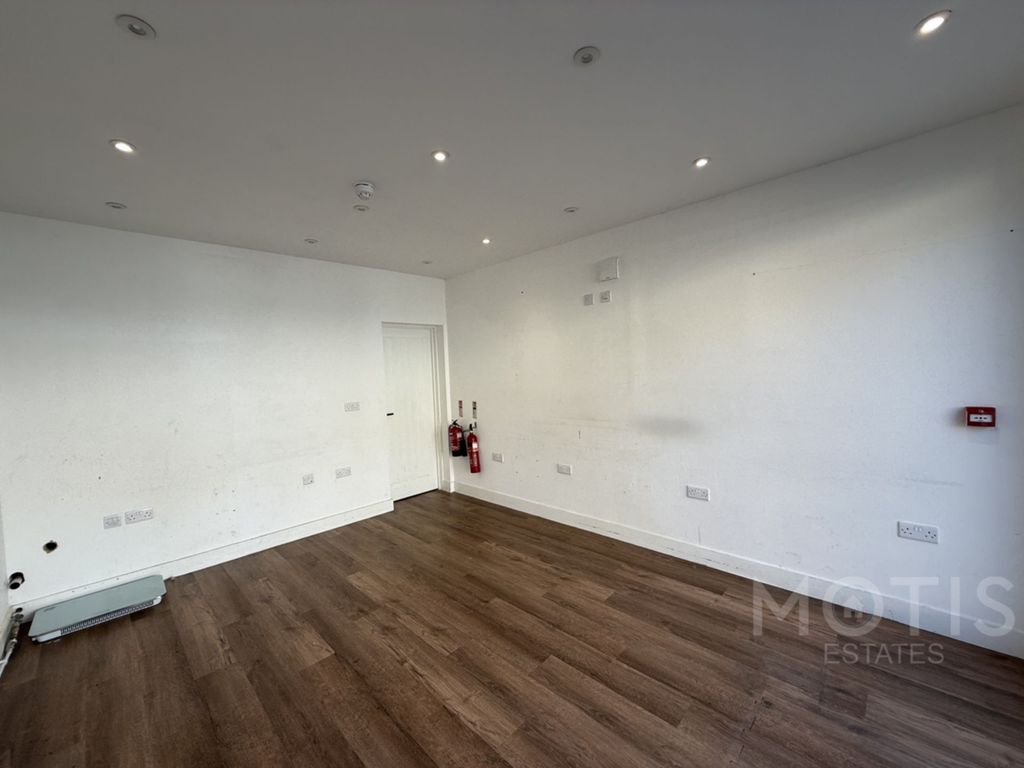 Property photo 2 of 5 Photo 2