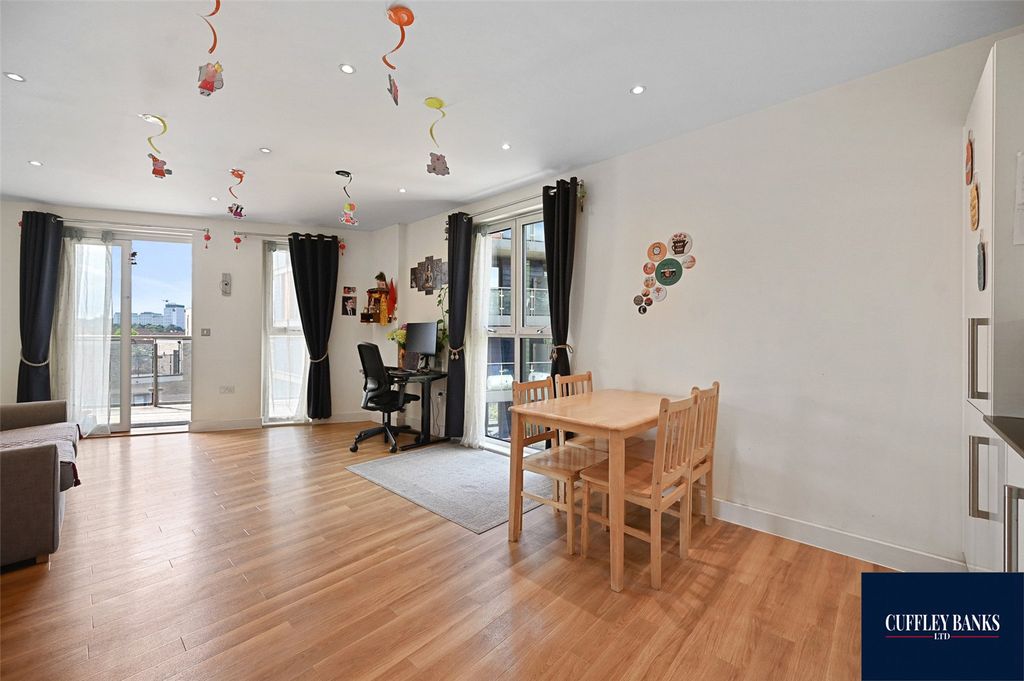 Property photo 2 of 12 Picture No. 02