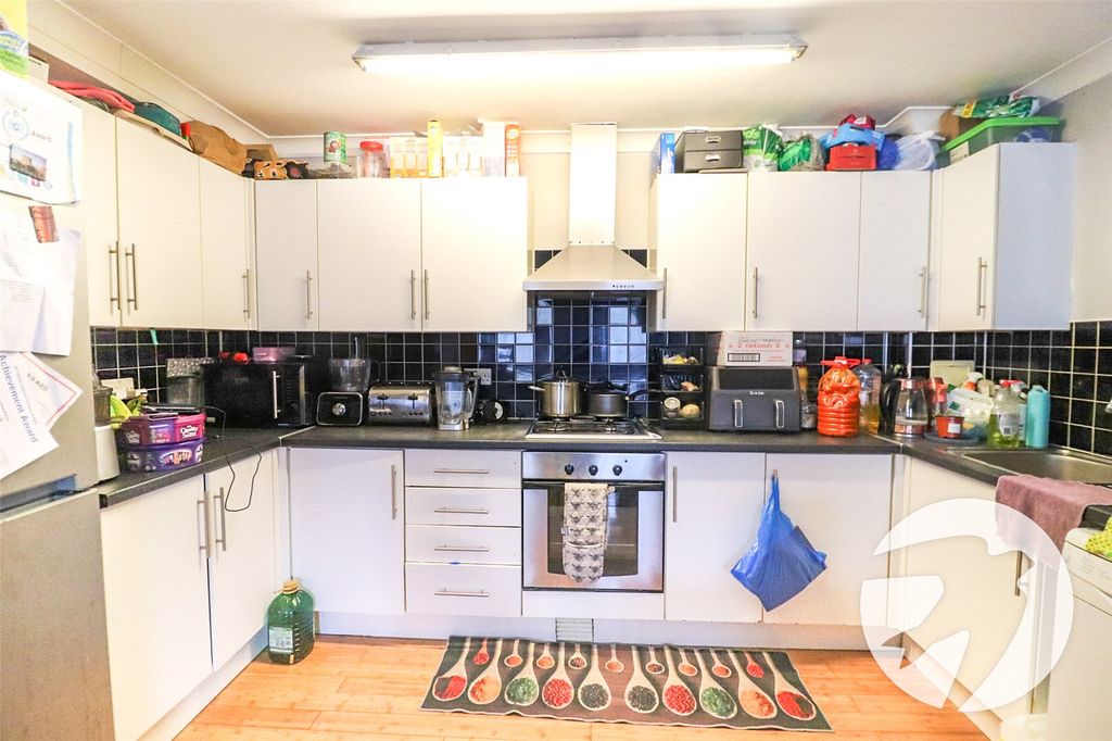 Property photo 2 of 9 Picture No. 07