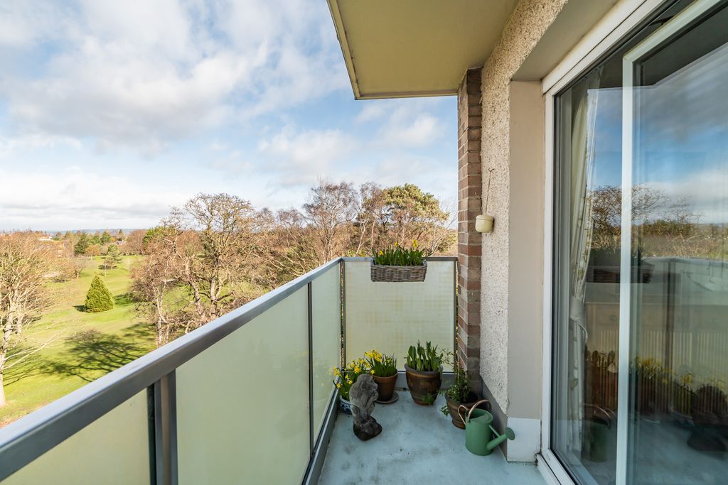 Property photo 3 of 21 Property Image 3