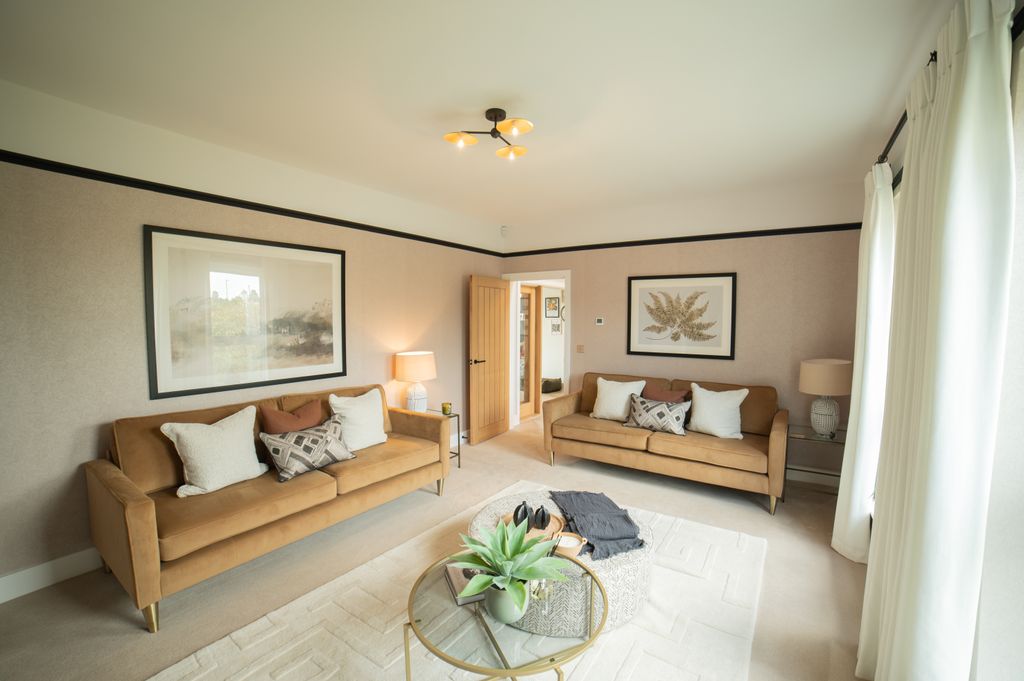 Property photo 2 of 14 Wwwkeithbridlecomminm61