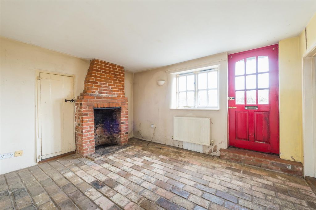 Property photo 3 of 16