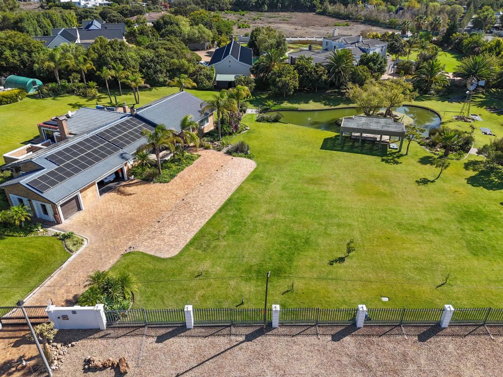 Property photo 1 of 60 Dbv1713843