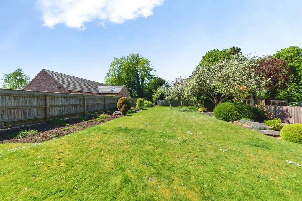 Property photo 2 of 16 Pbox-Img.Jpg