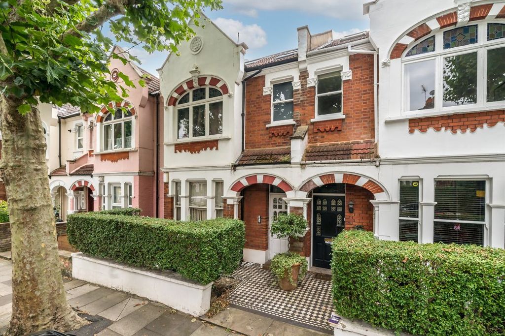 Property photo 1 of 7