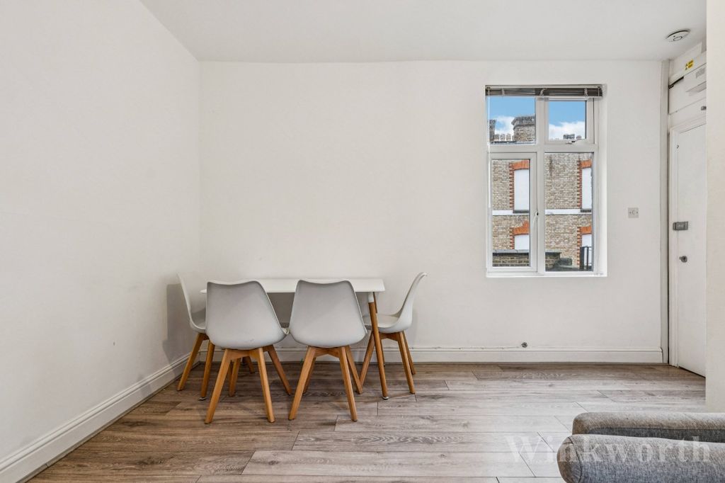 Property photo 2 of 8 Picture No. 39