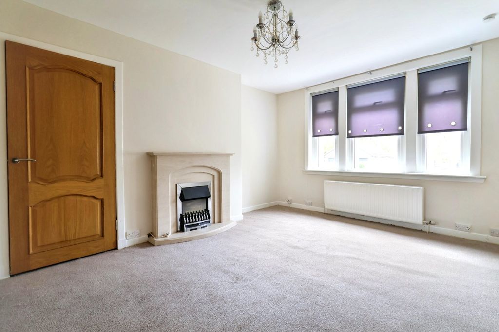 Property photo 2 of 18 Picture No. 13