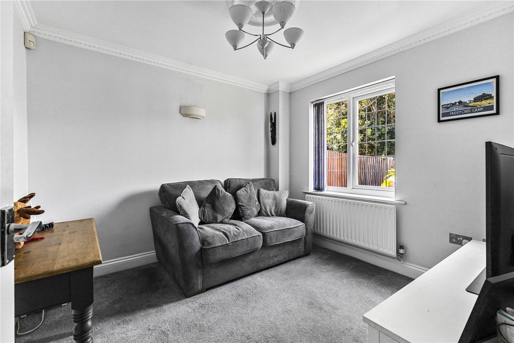Property photo 3 of 23 Picture No. 05