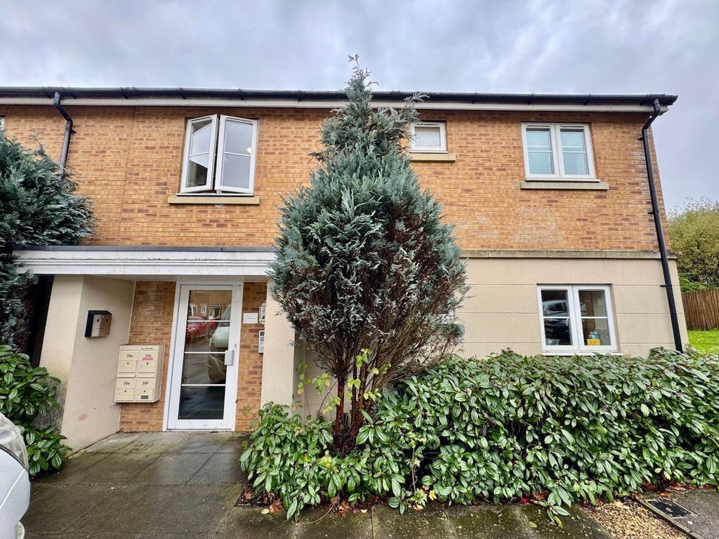 Property photo 1 of 18